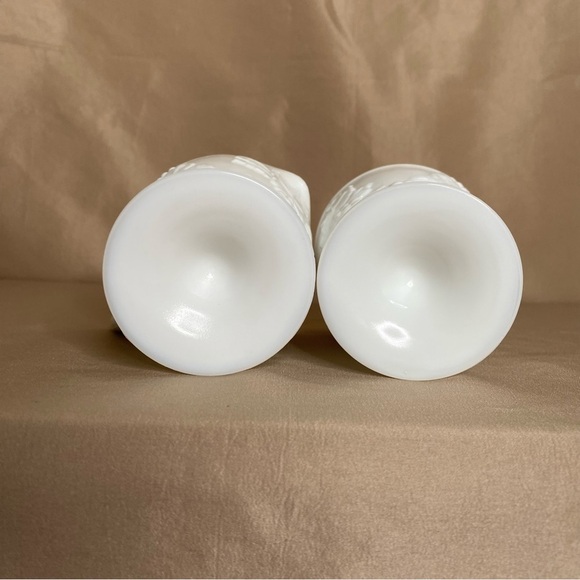 Vintage Indiana Milk Glass Creamer and Sugar - Picture 2 of 14